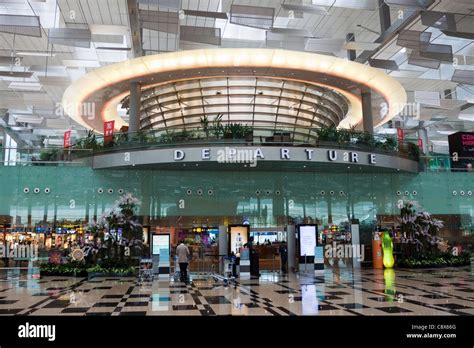 changi airport departures.